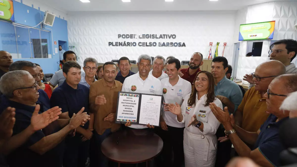 abertura oficial do Natal Iluminado – São Desidério, que marca o início da programação cultural de fim de ano no município.