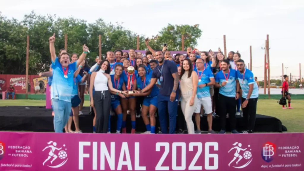 O Litoral Norte FC escreveu mais um capítulo marcante na história do futebol feminino baiano. Na tarde deste domingo (18),