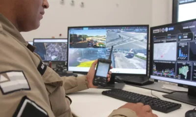 o Sistema de Reconhecimento Facial da Secretaria da Segurança Pública (SSP) contribuiu para a captura de 17 foragidos da Justiça.