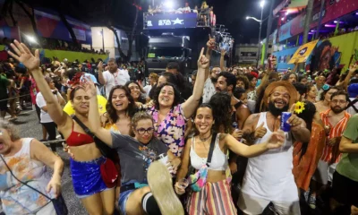 originário do Recôncavo Baiano, o samba será o fio condutor do Carnaval de Salvador em 2026. Com o tema “O Samba Nasceu Aqui”,