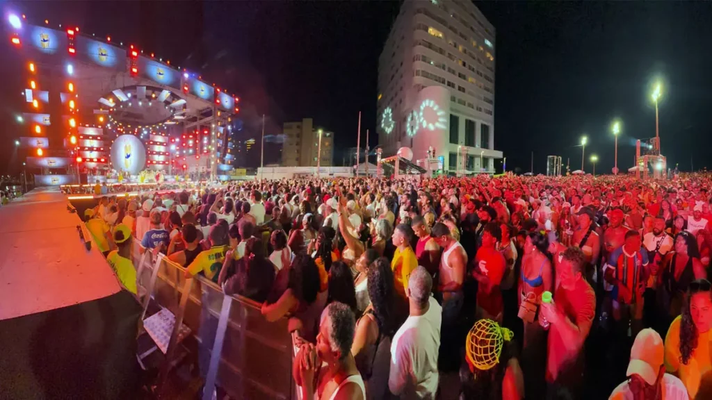 quinta-feira (1º) para acompanhar a 26ª edição do Pôr do Som, projeto idealizado por Daniela Mercury e já consolidado como tradição