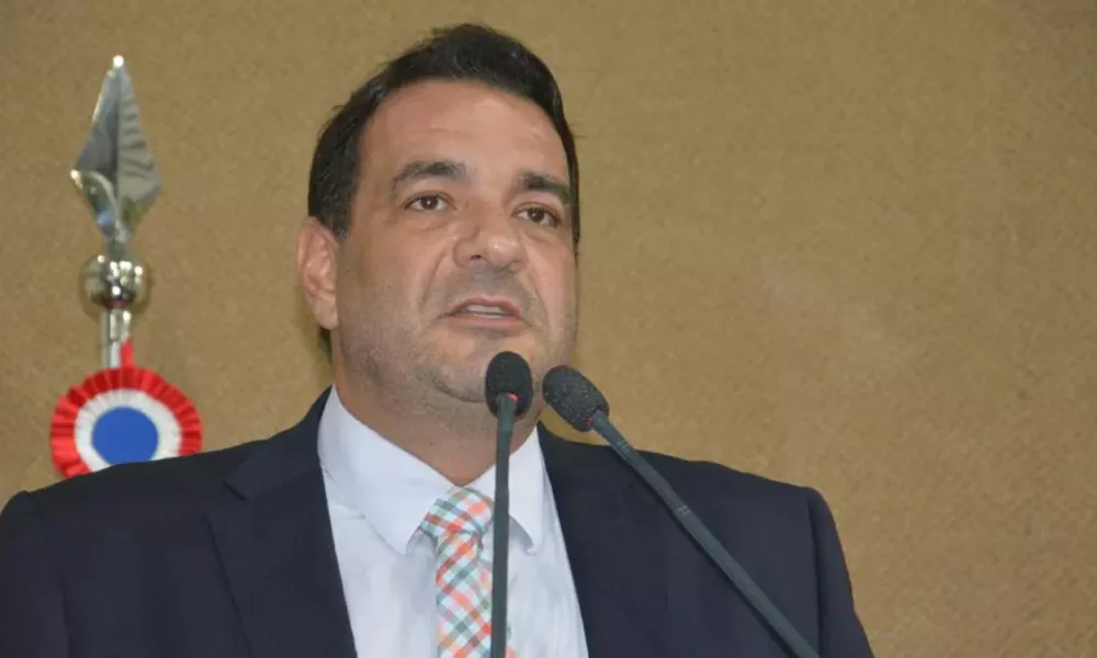 O governador da Bahia, Jerônimo Rodrigues, decretou luto oficial de três dias no estado pela morte do deputado estadual Alan Sanches,