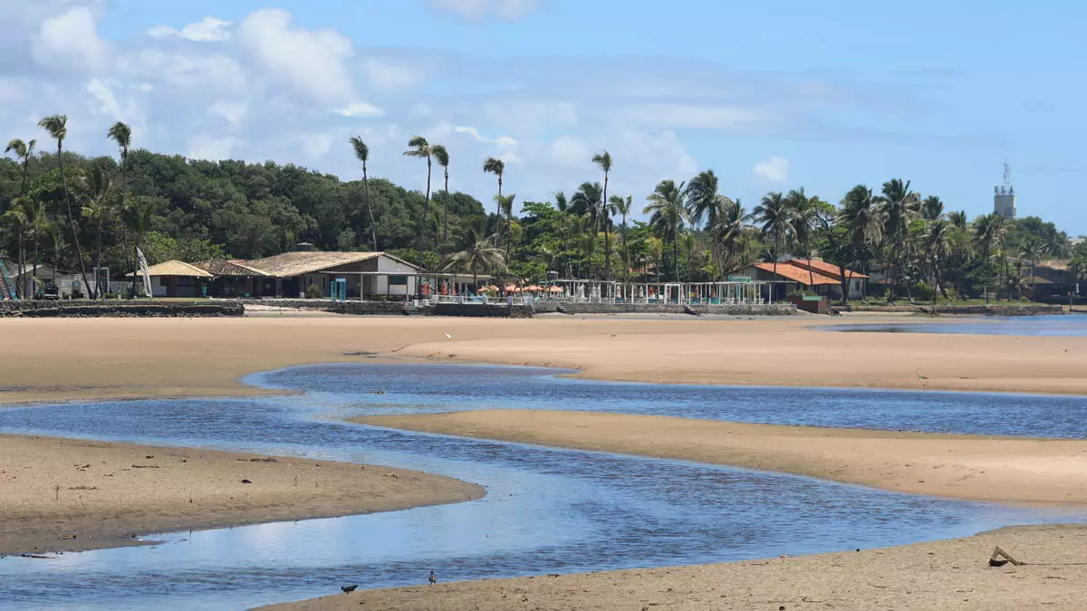 O período será marcado por calor em todas as regiões do estado, com instabilidades concentradas principalmente no litoral, devido à