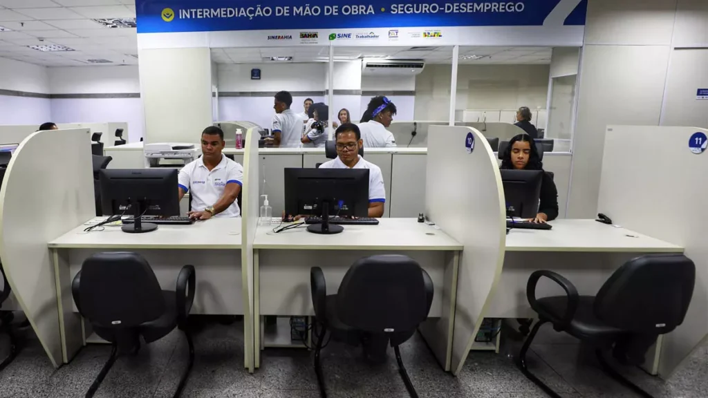 Se ligue nas vagas de emprego disponíveis no SineBahia para Salvador, RMS e interior do estado nesta sexta-feira (9).