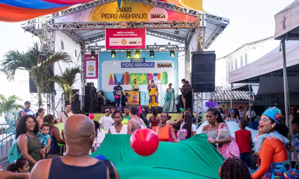 Independente da idade ou preferência musical, quem esteve no Pelourinho neste domingo (4) aproveitou um dia de pura animação