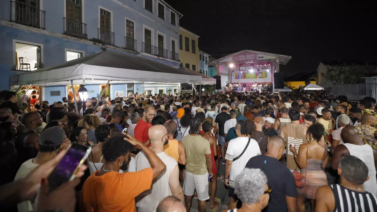 O Pelourinho viveu, na noite deste sábado (3), mais um momento de celebração da cultura baiana dentro da programação do projeto