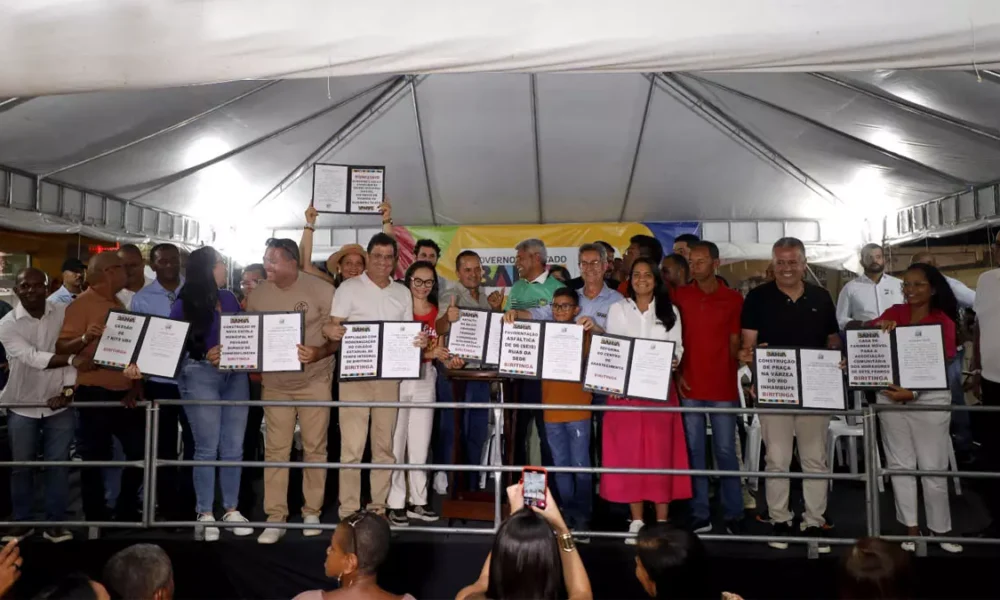 O município de Biritinga, no Nordeste baiano, viveu um dia histórico neste sábado (10) com uma série de entregas e anúncios do