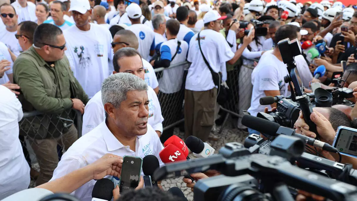 Peço a Deus um ano de paz e tranquilidade”, afirmou o governador Jerônimo Rodrigues durante a tradicional Festa do Bonfim,