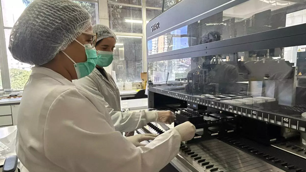 A Polícia Técnica da Bahia (DPT) passou a contar com uma plataforma automatizada para processamento de amostras de DNA em casos de