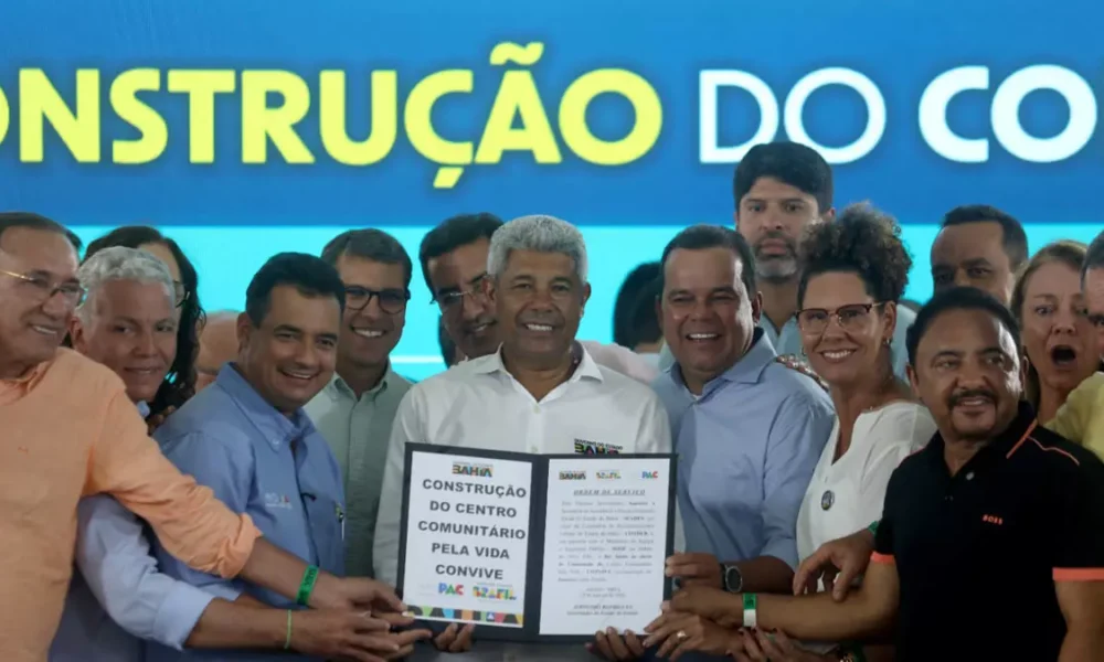 A cidade de Juazeiro, no Sertão do São Francisco, recebeu nesta quinta-feira (29) uma ambulância e outros dois grandes investimentos