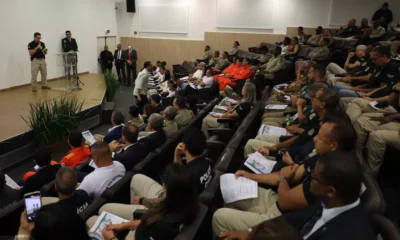 A Polícia Civil realizou, na manhã desta sexta-feira (30), um culto ecumênico com o tema “Sob a proteção divina, unidos para viver o