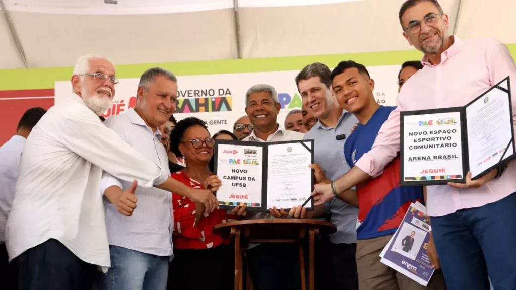 A construção do novo campus da Universidade Federal do Sul da Bahia (UFSB), em Jequié, avançou com a assinatura da ordem de serviço realizada