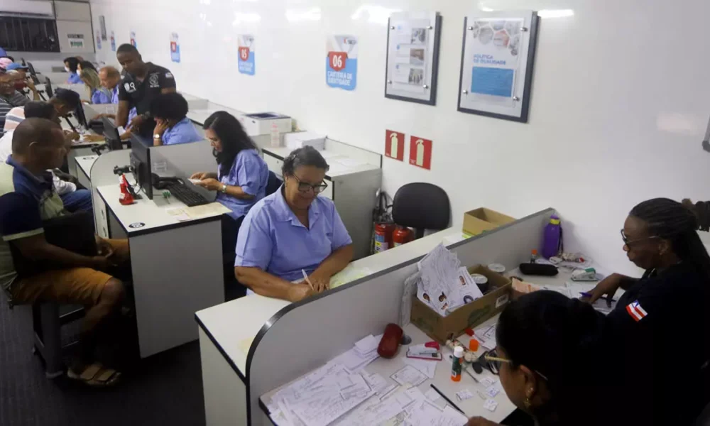 O Governador Jerônimo Rodrigues publicou, no Diário Oficial do Estado da Bahia desta quinta-feira (12), o decreto que estabelece