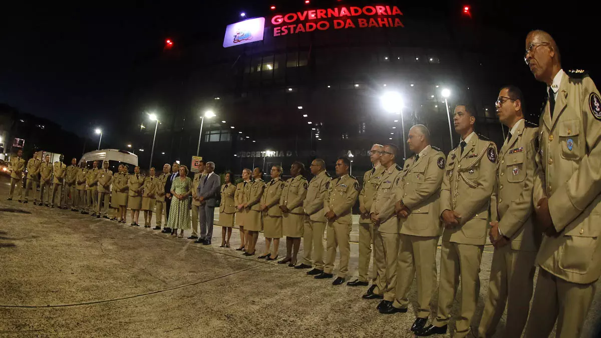 O governador Jerônimo Rodrigues recebeu, nesta quinta-feira (5), na Governadoria, em Salvador, 28 oficiais da Polícia Militar da Bahia (PMBA)
