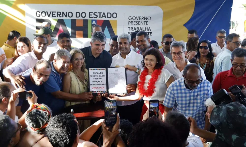 Na tarde desta terça-feira (17), o governador Jerônimo Rodrigues esteve no distrito de Serra Grande, em Uruçuca, para realizar