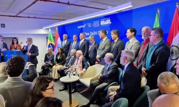 Em seu primeiro dia de agenda oficial na Índia, na manhã desta sexta-feira (20), em Nova Délhi, o governador Jerônimo Rodrigues participou