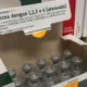 A Secretaria da Saúde do Estado da Bahia (Sesab) iniciou a distribuição da primeira remessa da vacina contra a dengue produzida
