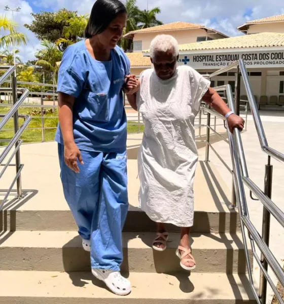 Com apenas três meses de funcionamento, o Hospital Estadual Costa dos Coqueiros (HECC), unidade da Secretaria da Saúde da Bahia