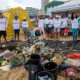 que resultou na retirada de cerca de 250 kg de resíduos da faixa de areia e do mar. A iniciativa antecedeu as comemorações da segunda-feira
