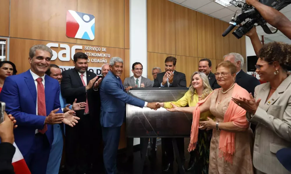 O governador Jerônimo Rodrigues inaugurou, nesta terça-feira (3), o novo Posto de Atendimento ao Cidadão (SAC) instalado na sede da