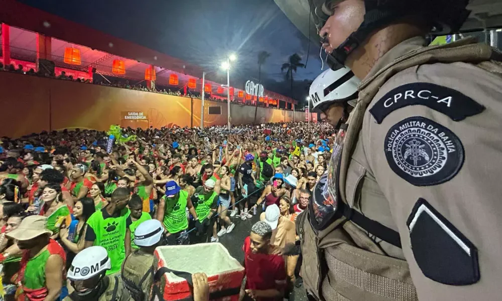 Com o maior investimento da história (R$ 110 milhões), o Governo do Estado empregará 37 mil policiais, peritos e bombeiros