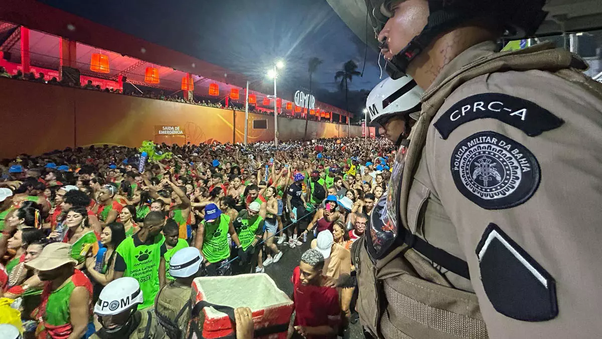 Com o maior investimento da história (R$ 110 milhões), o Governo do Estado empregará 37 mil policiais, peritos e bombeiros