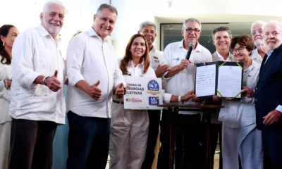 A rede pública de saúde da Bahia ganhou um reforço com a entrega de uma nova sala de cirurgias gerais totalmente modernizada