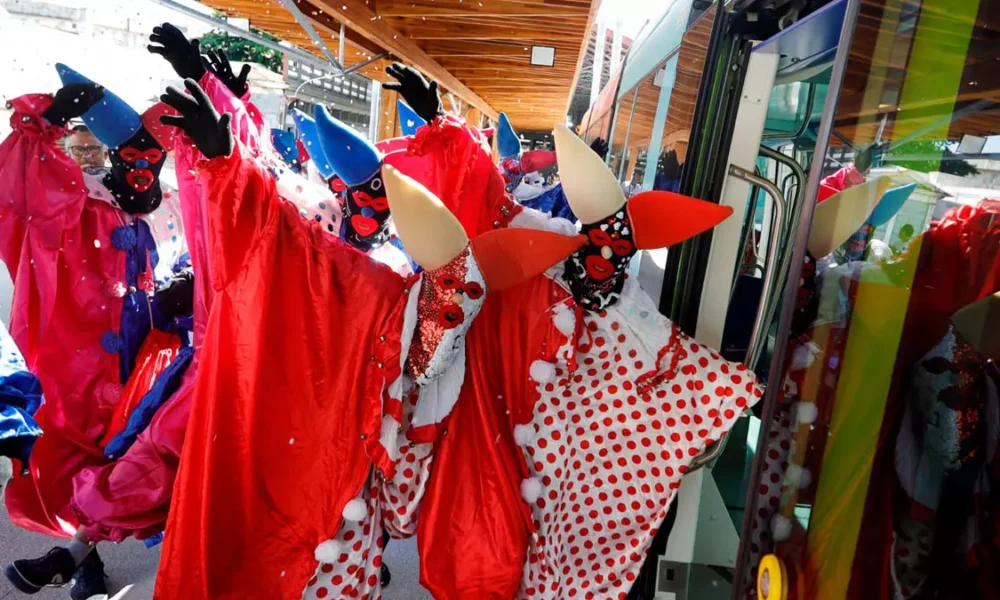 O Veículo Leve sobre Trilhos (VLT) de Salvador avançou, nesta quarta-feira (11), para mais uma etapa de testes operacionais