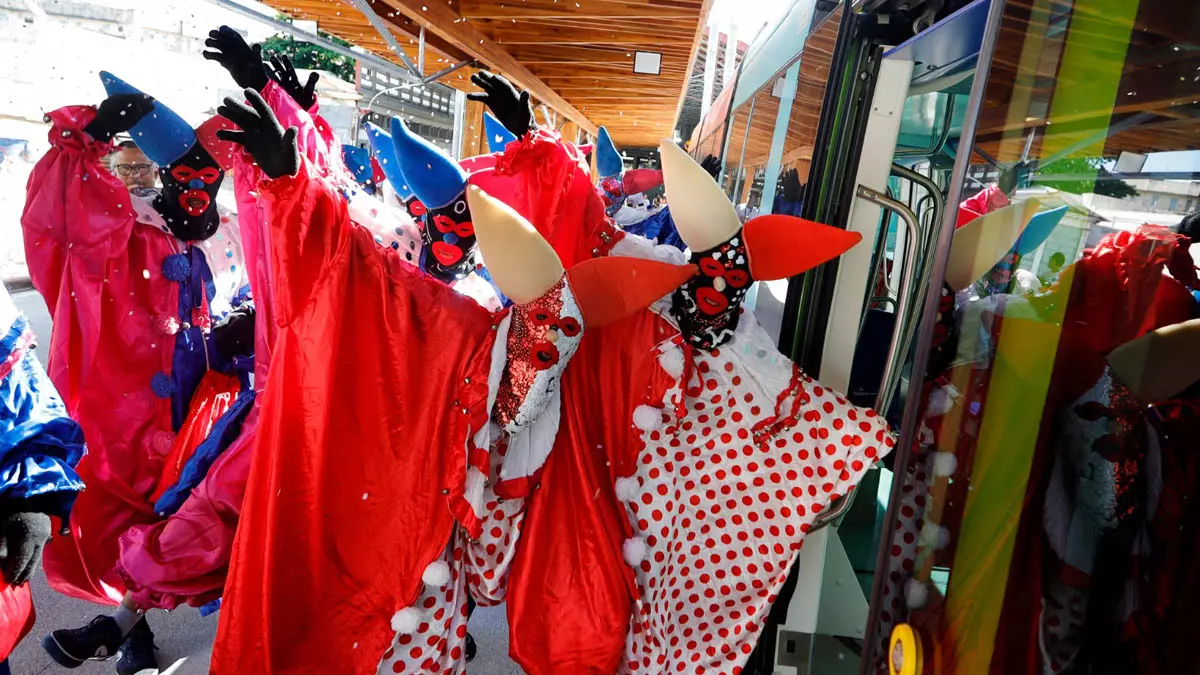 O Veículo Leve sobre Trilhos (VLT) de Salvador avançou, nesta quarta-feira (11), para mais uma etapa de testes operacionais