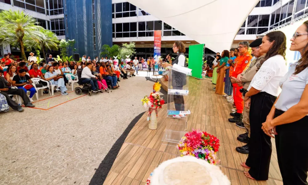 O Governo da Bahia lançou, nesta quinta-feira (12), o Plantão Integrado dos Direitos Humanos, ação que reforça a proteção e a defesa