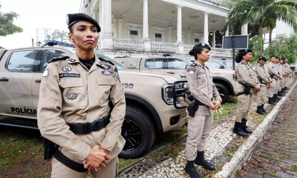 unidades da Polícia Militar da Bahia, reforçando as ações da Ronda Maria da Penha na região Norte. A cerimônia, realizada