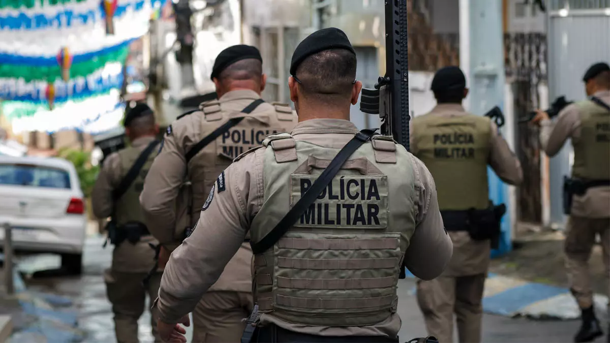 A Polícia Militar da Bahia (PMBA) voltou a ampliar o policiamento em todo o estado, nesta quinta-feira (26), com mais uma