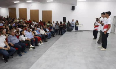 O Governo do Estado entregou, neste sábado (28), a modernização do Colégio Estadual de Tempo Integral São Pedro, em Macarani