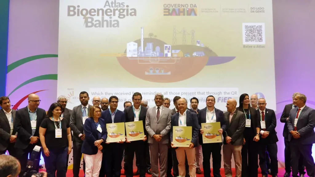 Na ocasião, o governador Jerônimo Rodrigues participou do lançamento do Atlas Bioenergia Bahia e assinou o Decreto nº 14.880/2025,