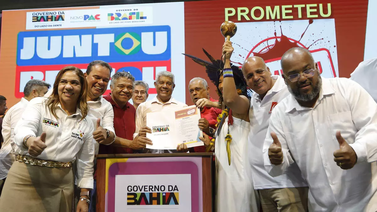 Mais de 670 obras vão transformar a realidade de 279 municípios baianos com um pacote de investimentos de R$ 1,55 bilhão anunciado