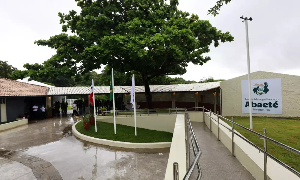 etapa da requalificação do Parque Metropolitano do Abaeté — o Memorial —, que reuniu moradores e visitantes neste domingo (29).