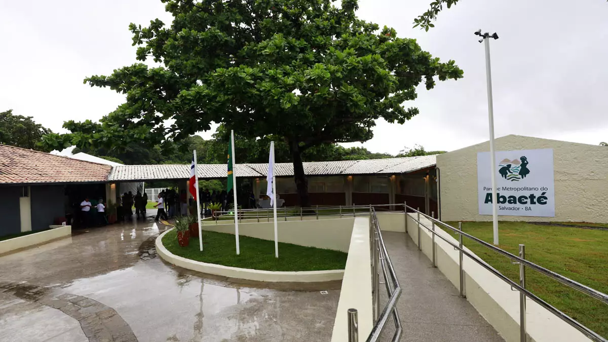 etapa da requalificação do Parque Metropolitano do Abaeté — o Memorial —, que reuniu moradores e visitantes neste domingo (29).