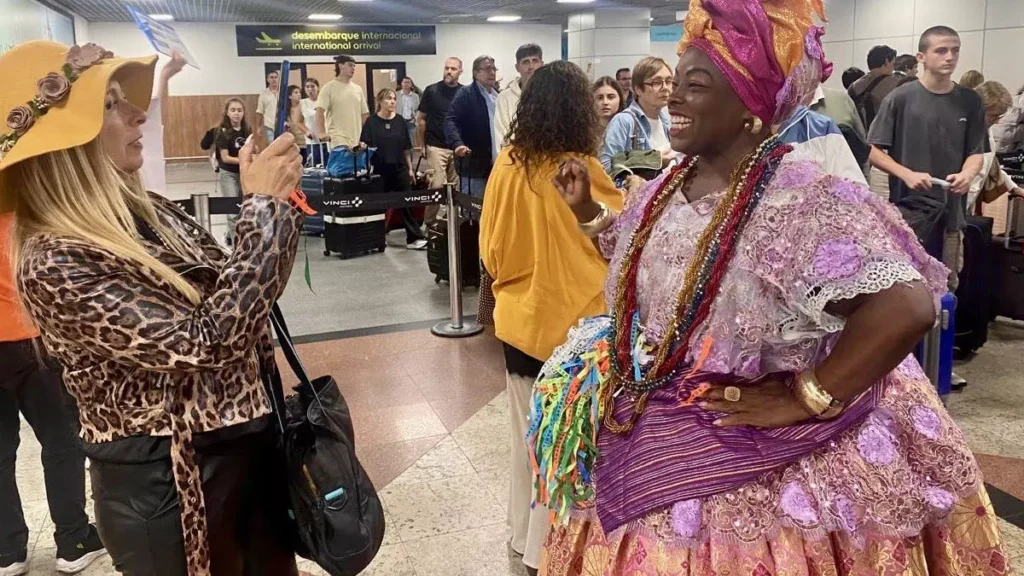 A Bahia deve receber mais de mil turistas uruguaios durante o feriado da Semana Santa, por meio de uma série de voos regulares