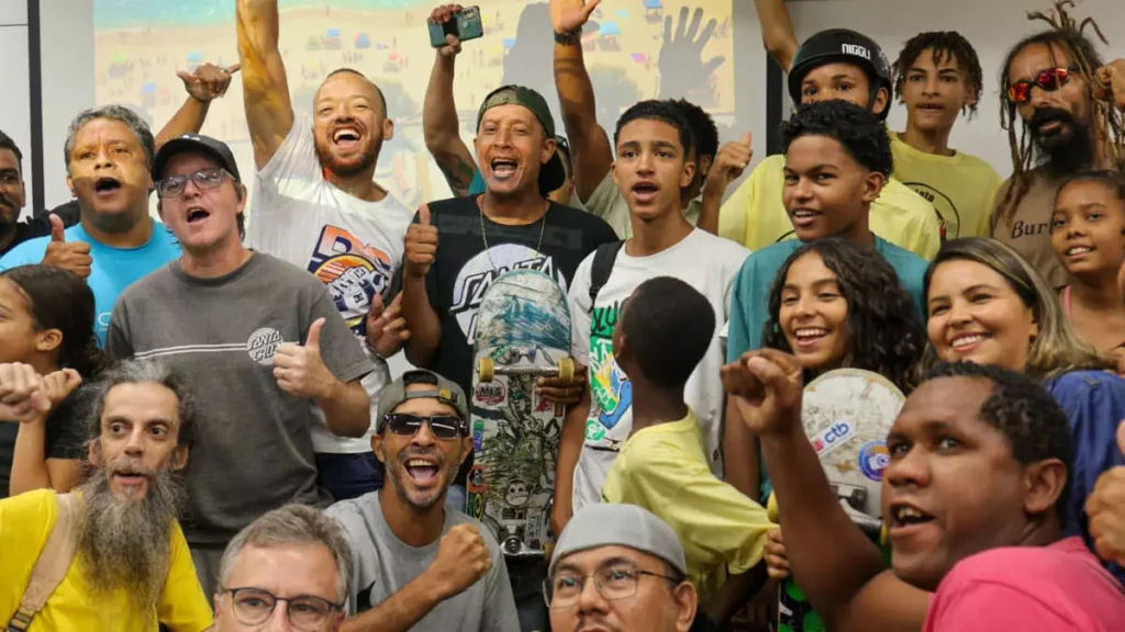 nesta segunda-feira (16), o Encontro do Skate da Bahia, ocasião em que foi apresentado o projeto do Skatepark do Subúrbio.