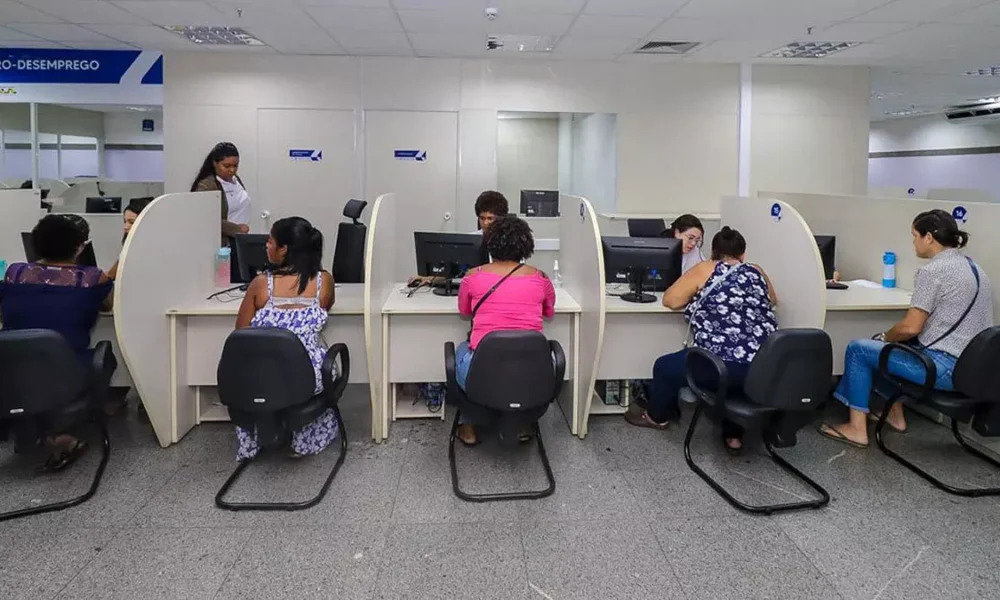 Se ligue nas vagas de emprego disponíveis no SineBahia para Salvador, RMS e interior do estado nesta terça-feira (17).