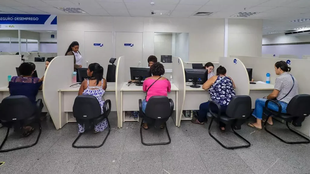 Se ligue nas vagas de emprego disponíveis no SineBahia para Salvador, RMS e interior do estado nesta terça-feira (17).