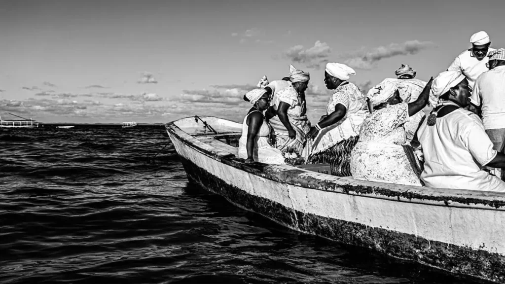 A exposição Mulheres Fotografam a Bahia estreia nesta quinta-feira (19), no Shopping Barra, como parte das celebrações