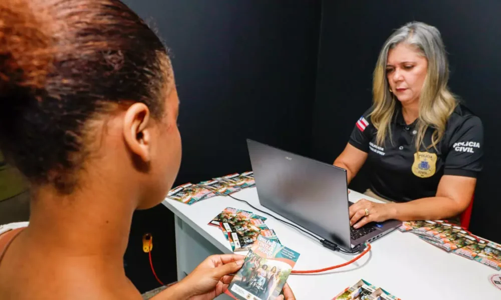 Com circulação diária de cerca de 500 mil pessoas, a Estação da Lapa, em Salvador, foi o local escolhido pela Polícia Civil para o lançamento