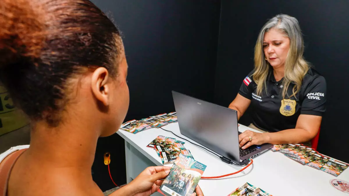 Com circulação diária de cerca de 500 mil pessoas, a Estação da Lapa, em Salvador, foi o local escolhido pela Polícia Civil para o lançamento