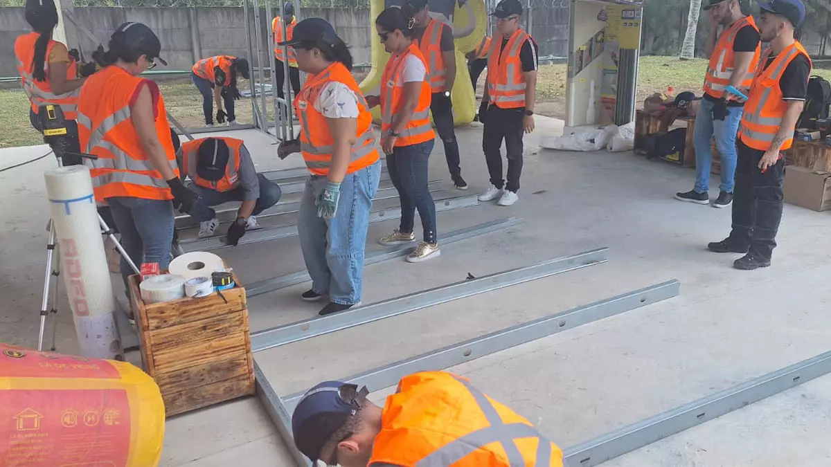 Instalada em Feira de Santana há mais de dez anos, a fábrica da Placo, do grupo francês Saint-Gobain, vem se destacando
