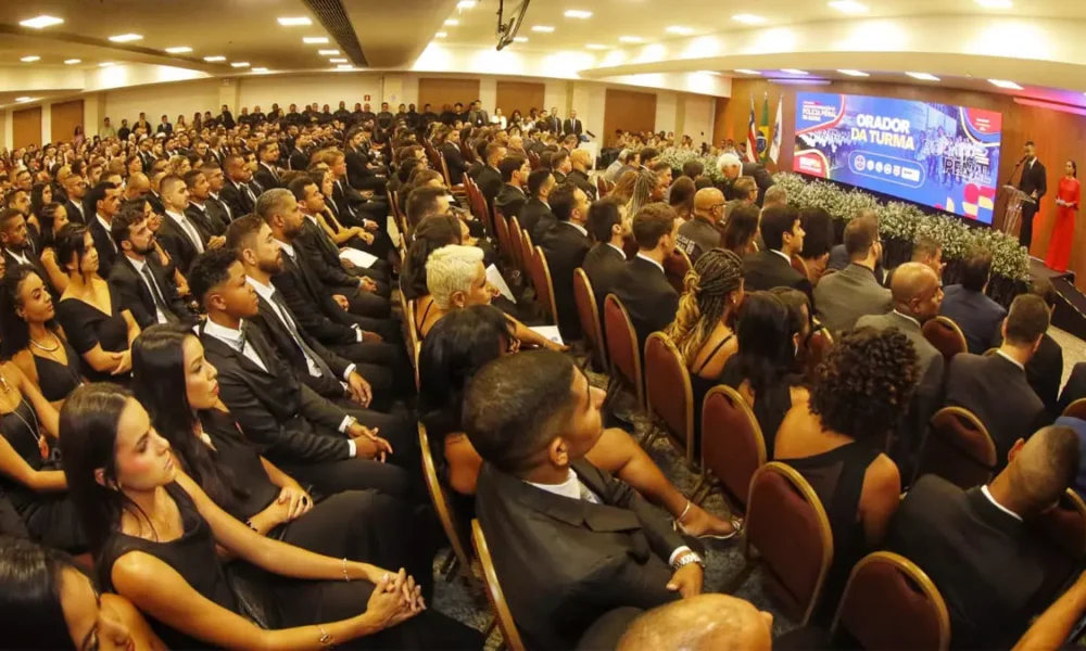 policiais penais da Bahia, que passam a reforçar o sistema prisional estadual após concluírem o Curso de Formação da Polícia Penal.