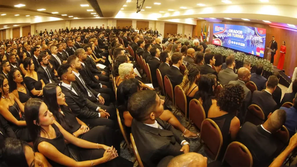 policiais penais da Bahia, que passam a reforçar o sistema prisional estadual após concluírem o Curso de Formação da Polícia Penal.