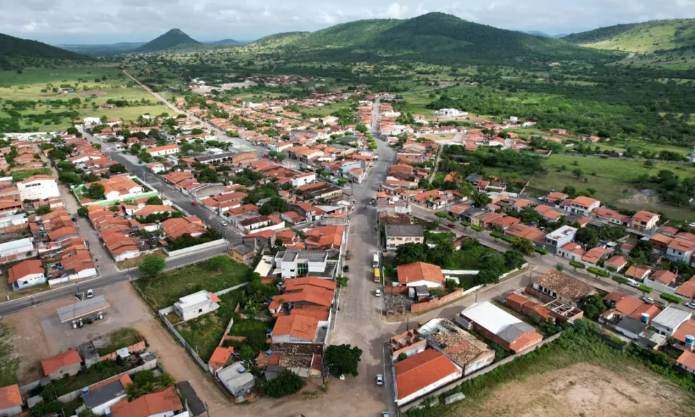 Marcial de Serra Preta, que recepcionou o governador Jerônimo Rodrigues. Os compromissos oficiais começaram na quinta-feira (19),