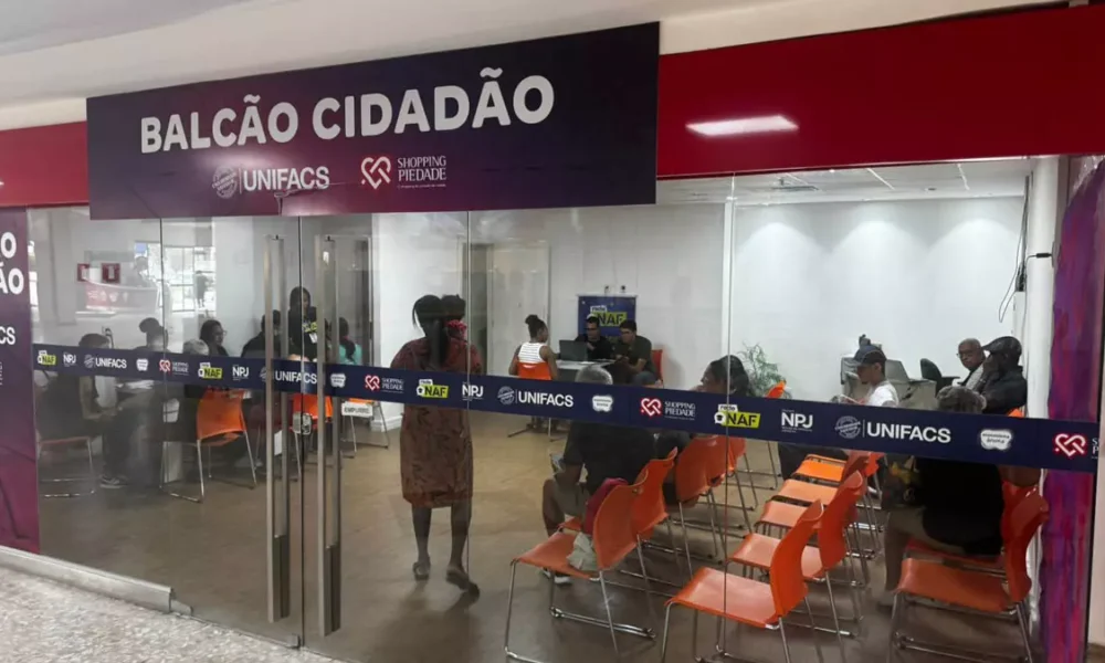 O Shopping Piedade iniciou, nesta segunda-feira (23), um serviço gratuito de apoio à Declaração do Imposto de Renda da Pessoa Física