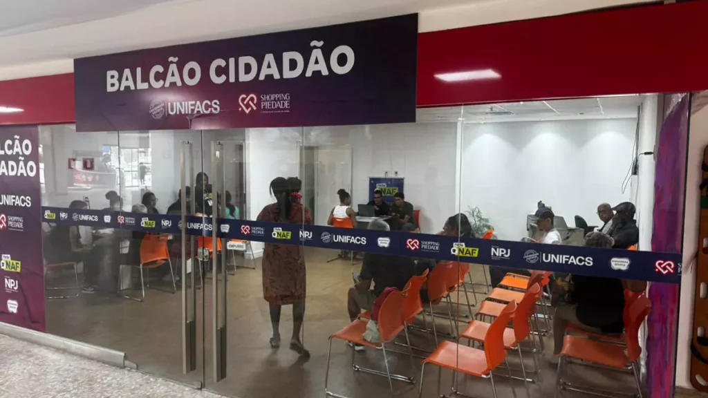 O Shopping Piedade iniciou, nesta segunda-feira (23), um serviço gratuito de apoio à Declaração do Imposto de Renda da Pessoa Física